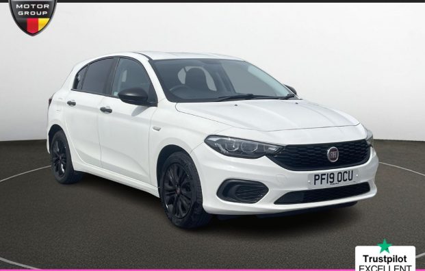Used 2019 WHITE FIAT TIPO for sale in Manchester