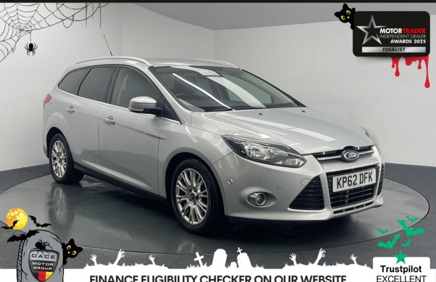 Used 2012 SILVER FORD FOCUS for sale in Manchester