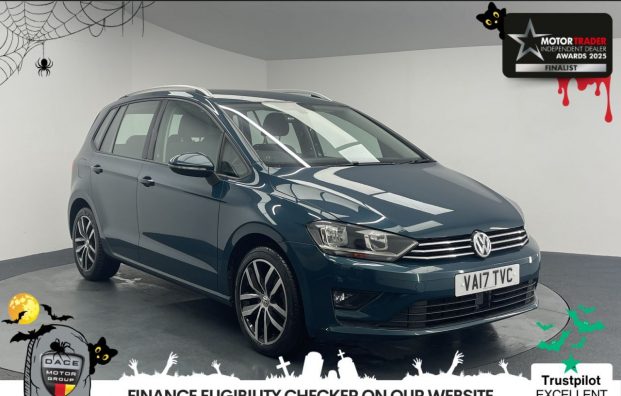 Used 2017 GREEN VOLKSWAGEN GOLF SV for sale in Manchester