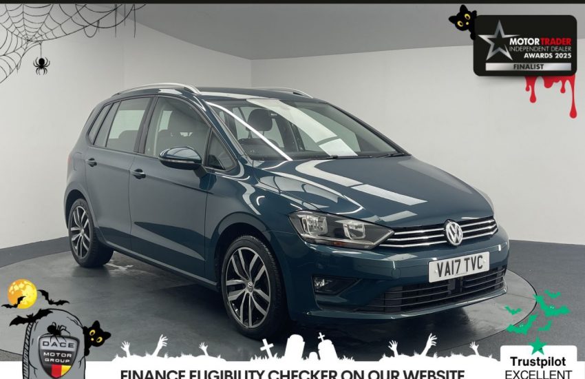 Used 2017 GREEN VOLKSWAGEN GOLF SV for sale in Manchester