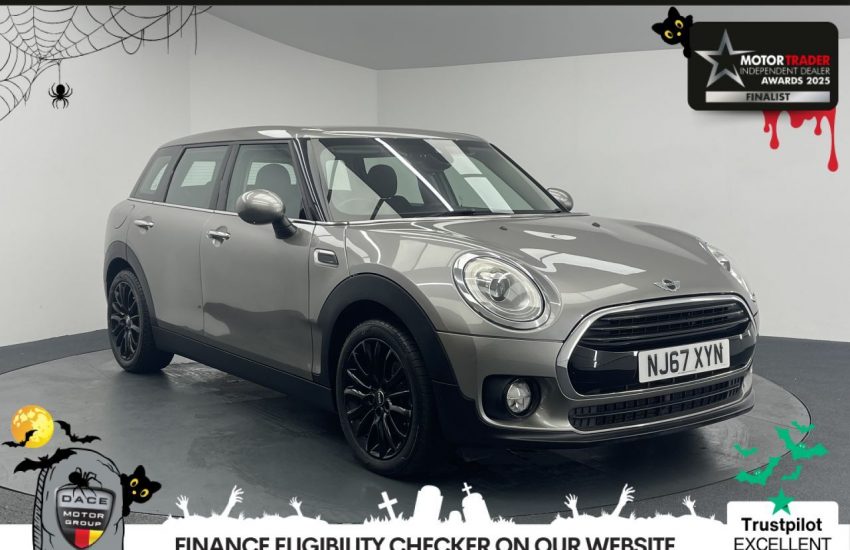 Used 2017 SILVER MINI CLUBMAN for sale in Manchester
