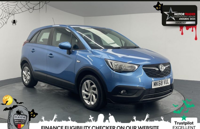 Used 2019 BLUE VAUXHALL CROSSLAND X for sale in Manchester