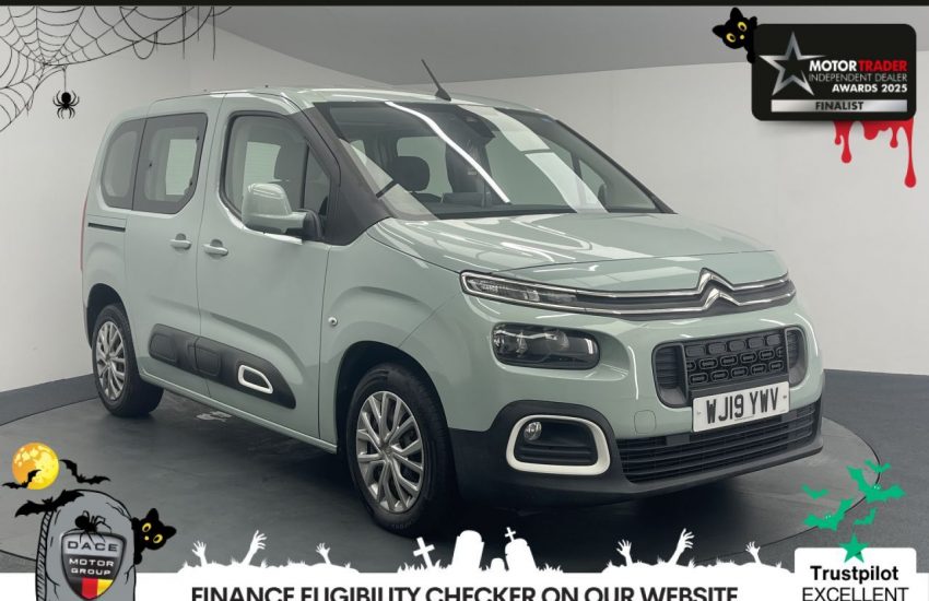Used 2019 GREEN CITROEN BERLINGO for sale in Manchester