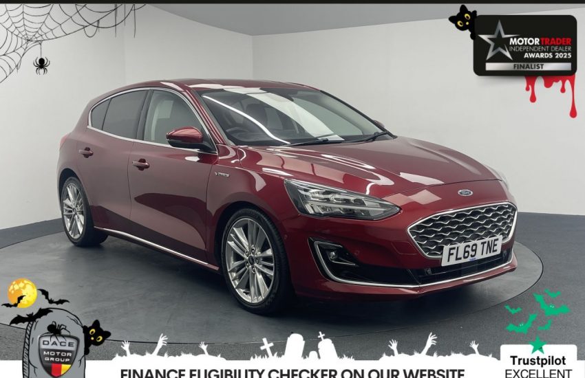 Used 2019 RED FORD FOCUS for sale in Manchester