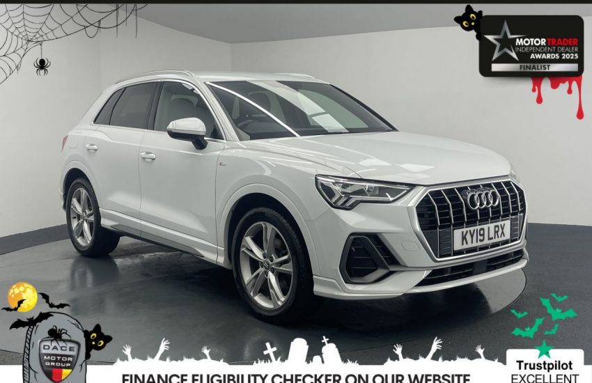 Used 2019 WHITE AUDI Q3 for sale in Manchester