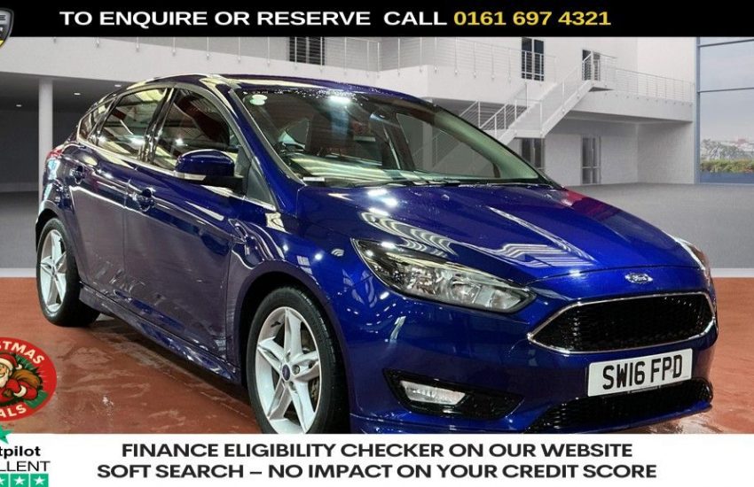 Used 2016 BLUE FORD FOCUS for sale in Manchester