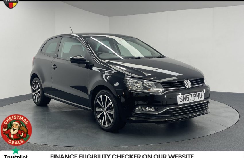 Used 2017 BLACK VOLKSWAGEN POLO for sale in Manchester