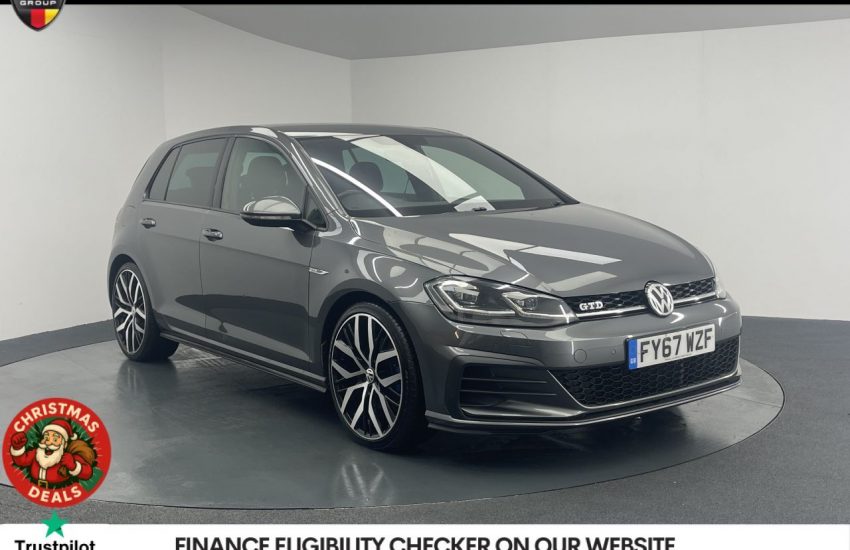 Used 2017 GREY VOLKSWAGEN GOLF for sale in Manchester