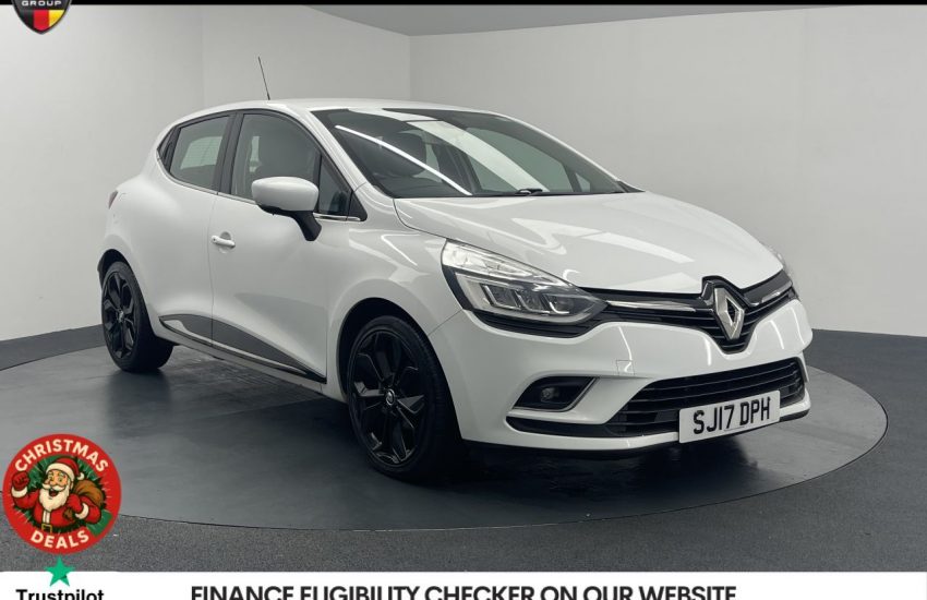 Used 2017 WHITE RENAULT CLIO for sale in Manchester