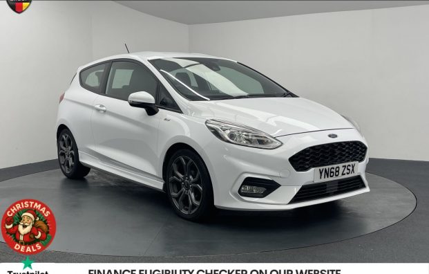 Used 2018 WHITE FORD FIESTA for sale in Manchester