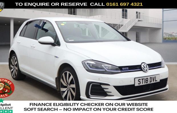 Used 2018 WHITE VOLKSWAGEN GOLF for sale in Manchester