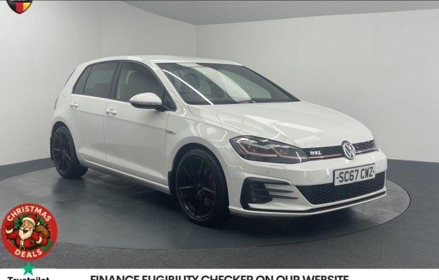 Used 2018 WHITE VOLKSWAGEN GOLF for sale in Manchester