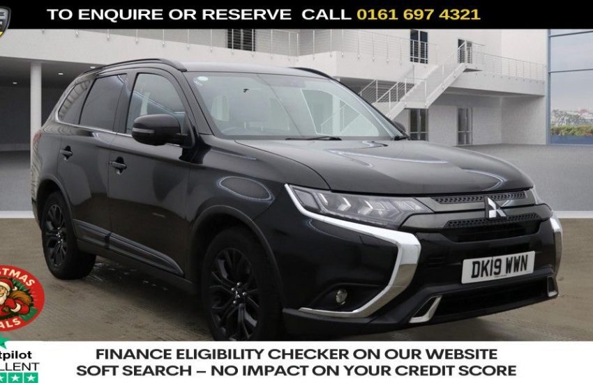 Used 2019 BLACK MITSUBISHI OUTLANDER for sale in Manchester