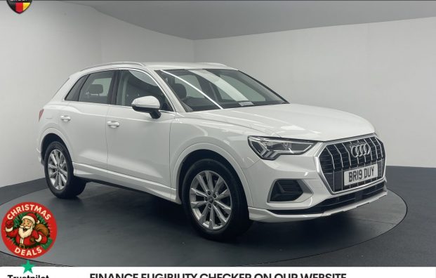 Used 2019 WHITE AUDI Q3 for sale in Manchester