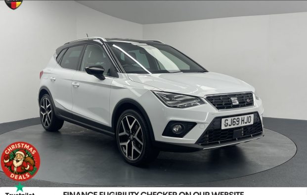 Used 2019 WHITE SEAT ARONA for sale in Manchester