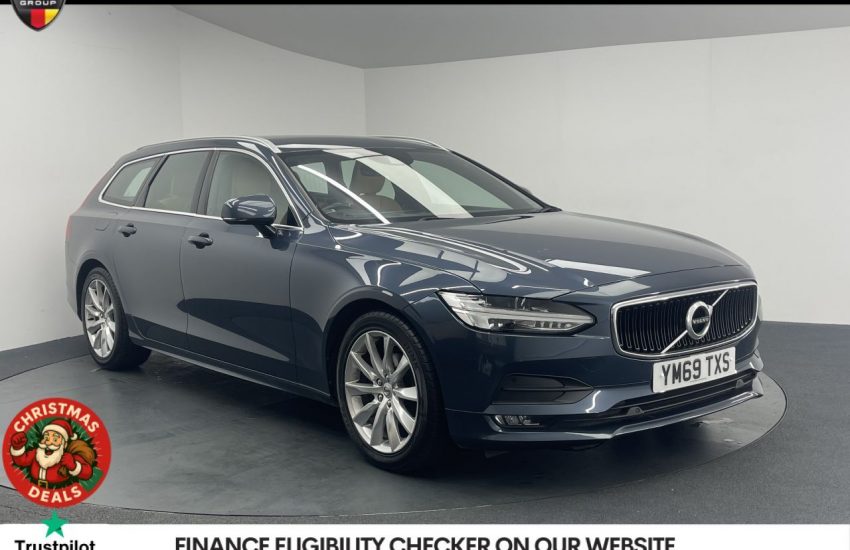 Used 2020 BLUE VOLVO V90 for sale in Manchester