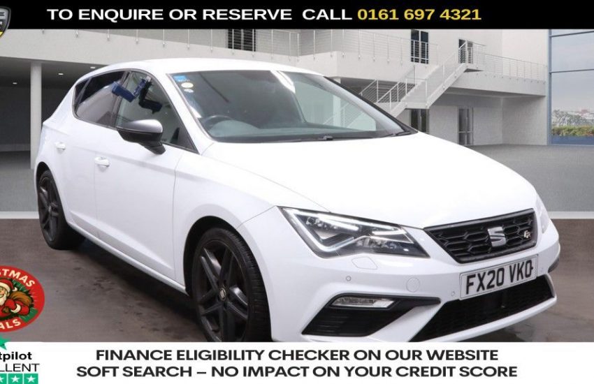 Used 2020 WHITE SEAT LEON for sale in Manchester