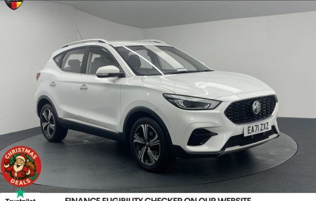 Used 2021 WHITE MG MG ZS for sale in Manchester
