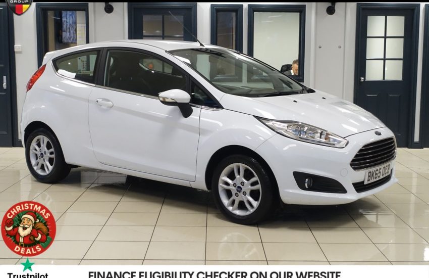 Used 2015 WHITE FORD FIESTA for sale in Manchester