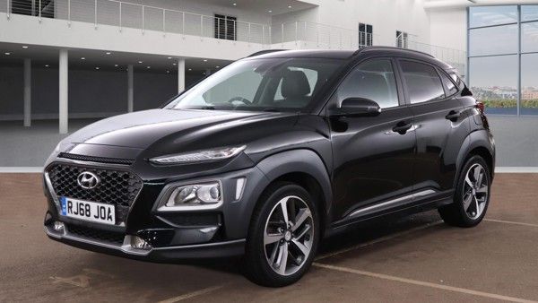 Used 2018 BLACK HYUNDAI KONA for sale in Manchester