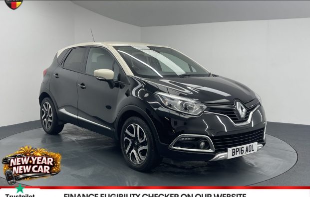 Used 2016 BLACK RENAULT CAPTUR for sale in Manchester