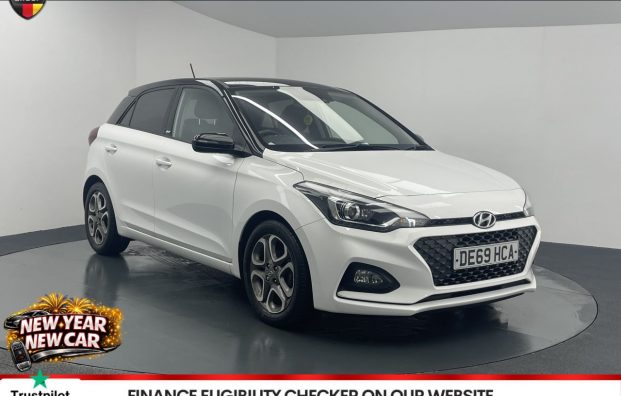 Used 2019 WHITE HYUNDAI I20 for sale in Manchester