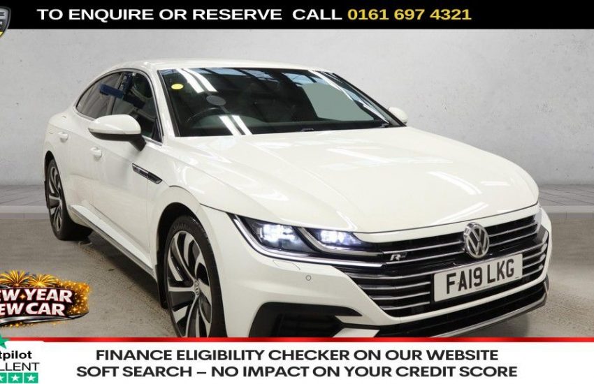 Used 2019 WHITE VOLKSWAGEN ARTEON for sale in Manchester