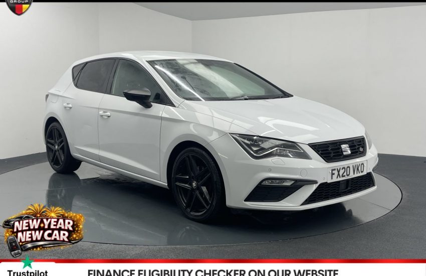 Used 2020 WHITE SEAT LEON for sale in Manchester