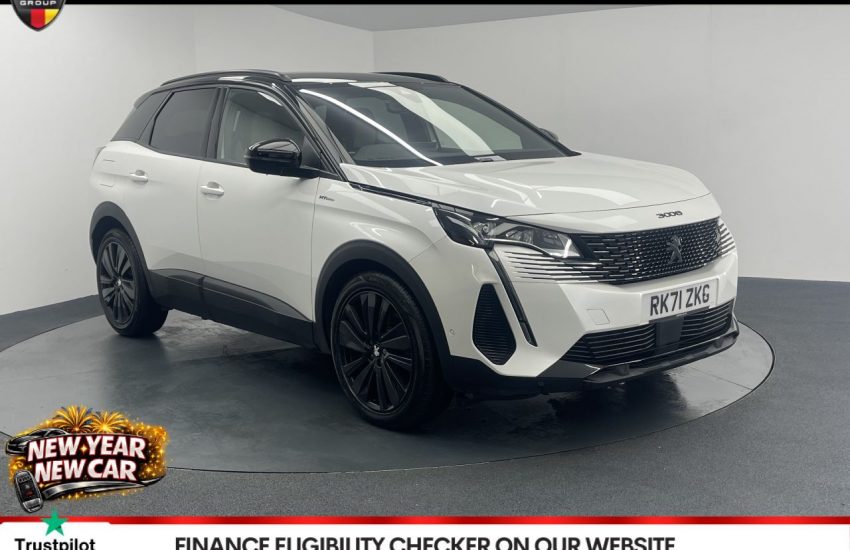 Used 2021 WHITE PEUGEOT 3008 for sale in Manchester