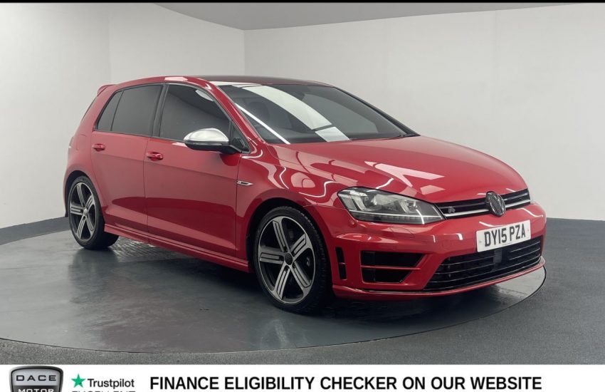 Used 2015 RED VOLKSWAGEN GOLF for sale in Manchester