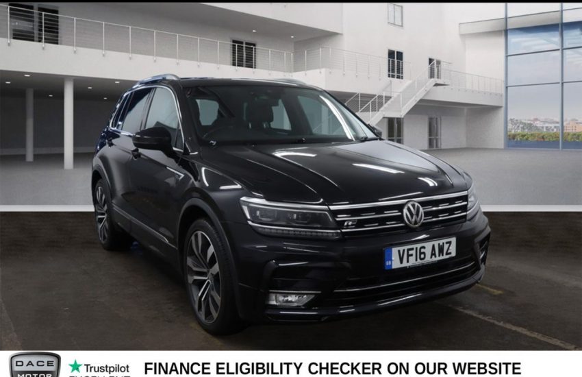 Used 2016 BLACK VOLKSWAGEN TIGUAN for sale in Manchester