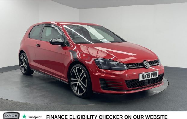 Used 2016 RED VOLKSWAGEN GOLF for sale in Manchester