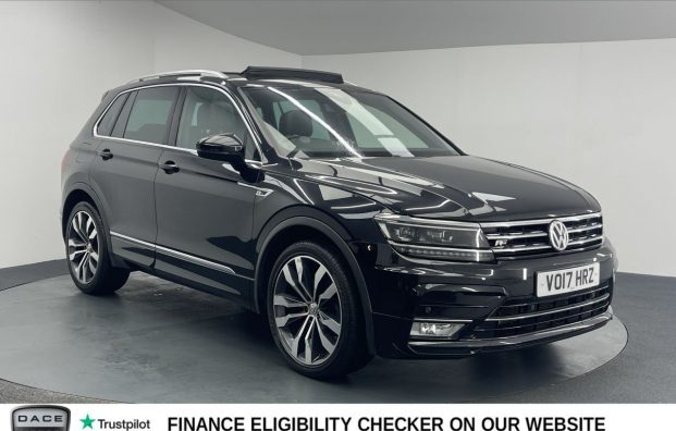 Used 2017 BLACK VOLKSWAGEN TIGUAN for sale in Manchester