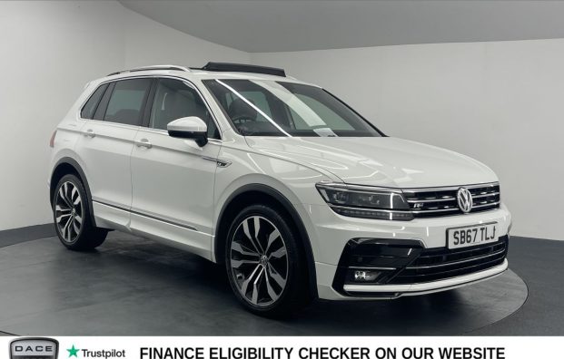 Used 2017 WHITE VOLKSWAGEN TIGUAN for sale in Manchester