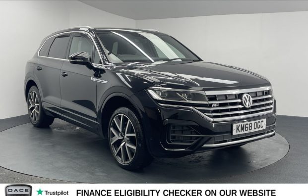 Used 2018 BLACK VOLKSWAGEN TOUAREG for sale in Manchester