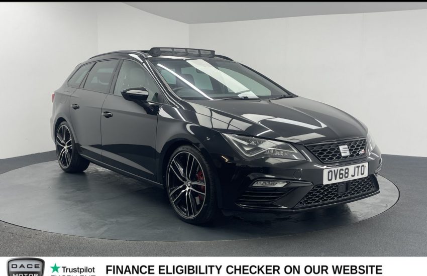 Used 2019 BLACK SEAT LEON for sale in Manchester