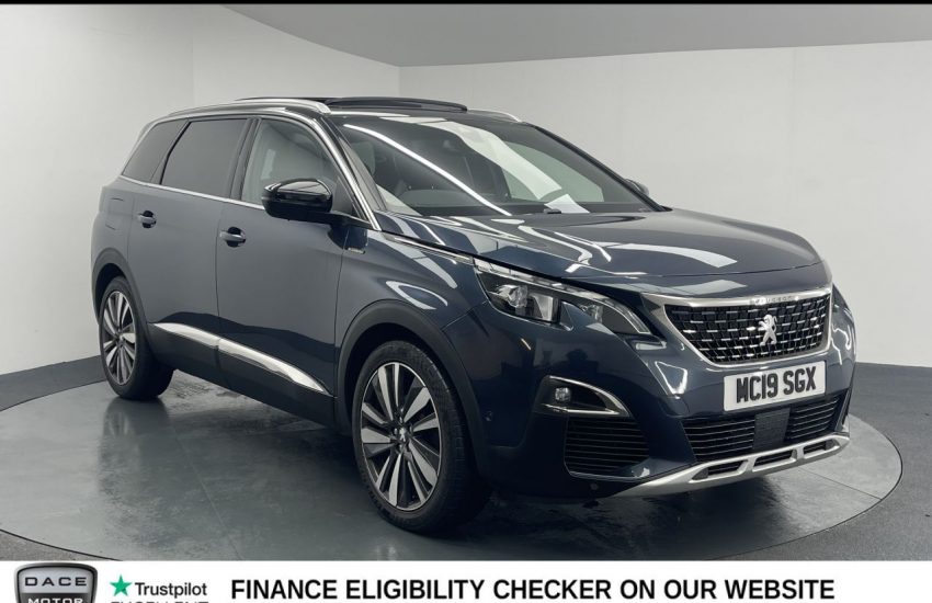 Used 2019 BLUE PEUGEOT 5008 for sale in Manchester