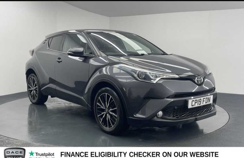 Used 2019 GREY TOYOTA C-HR for sale in Manchester