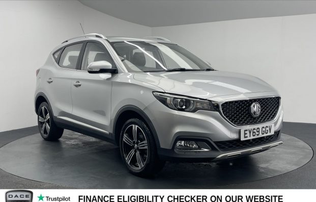 Used 2019 SILVER MG MG ZS for sale in Manchester