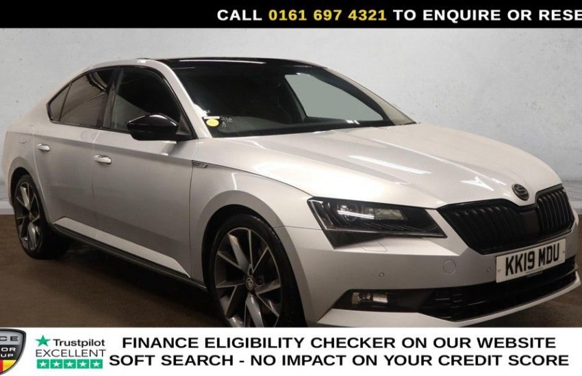 Used 2019 SILVER SKODA SUPERB for sale in Manchester