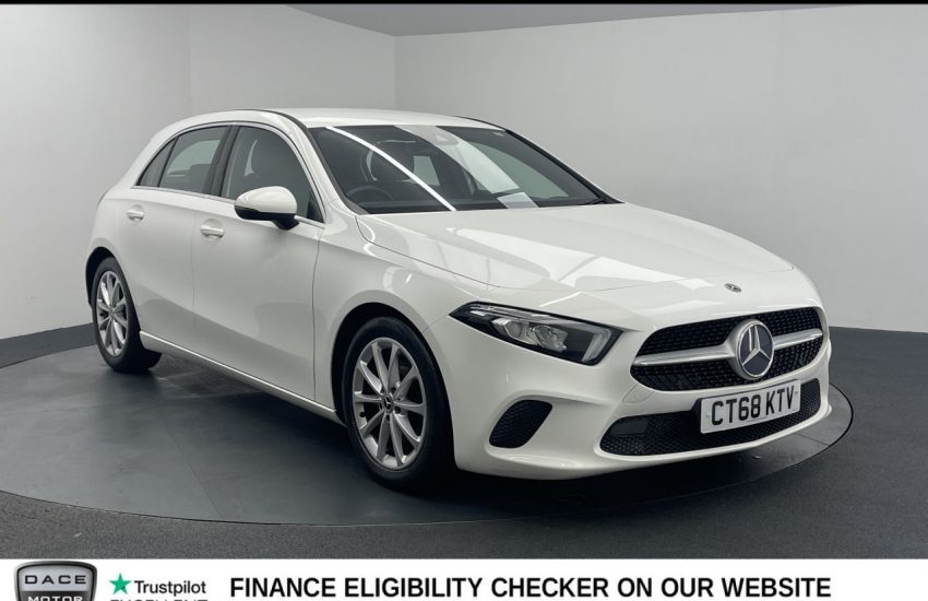 Used 2019 WHITE MERCEDES-BENZ A-CLASS for sale in Manchester