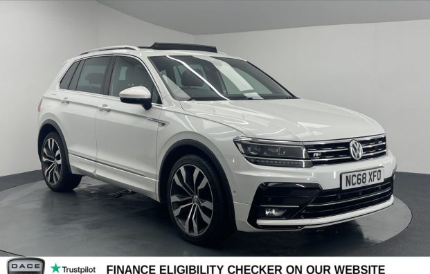 Used 2019 WHITE VOLKSWAGEN TIGUAN for sale in Manchester