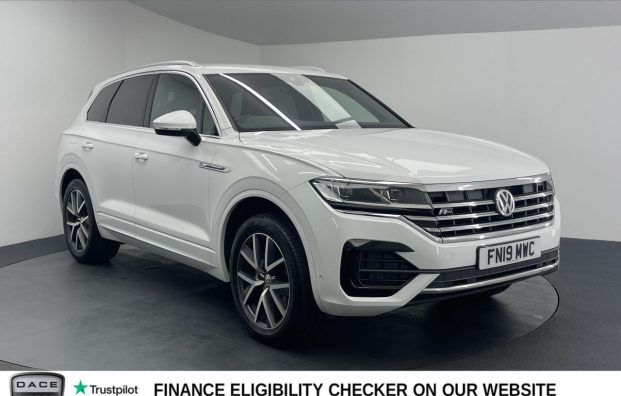 Used 2019 WHITE VOLKSWAGEN TOUAREG for sale in Manchester