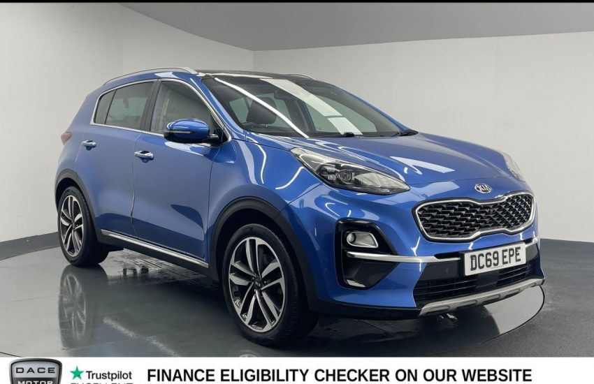 Used 2020 BLUE KIA SPORTAGE for sale in Manchester