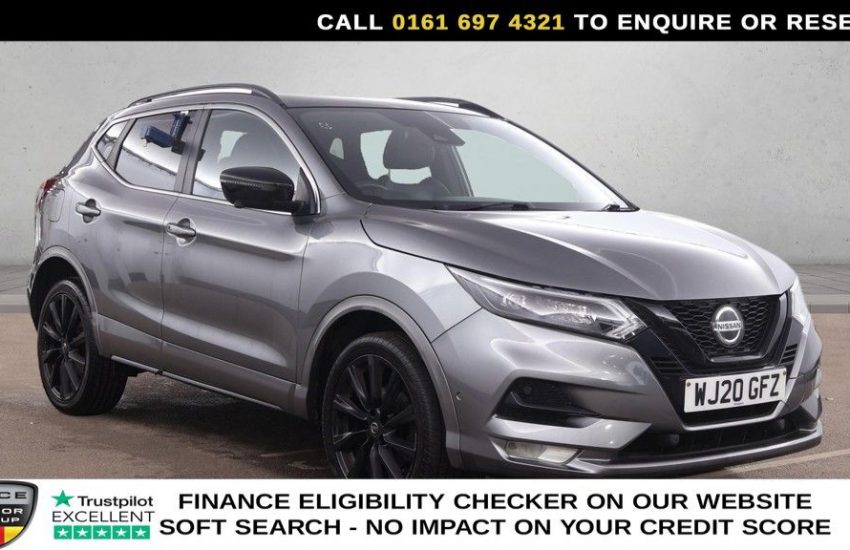 Used 2020 GREY NISSAN QASHQAI for sale in Manchester