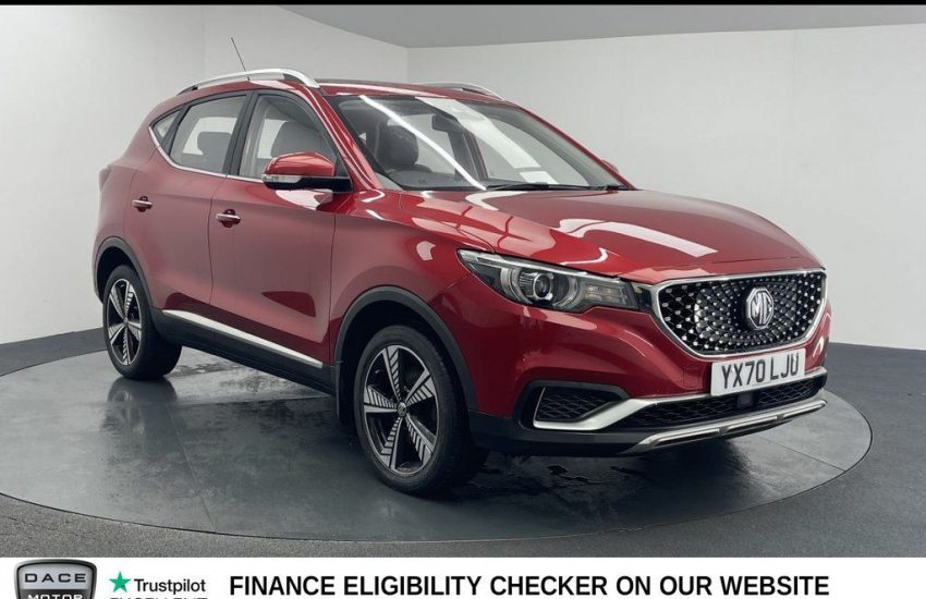 Used 2020 RED MG MG ZS for sale in Manchester