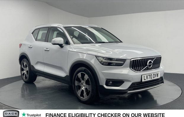 Used 2020 SILVER VOLVO XC40 for sale in Manchester