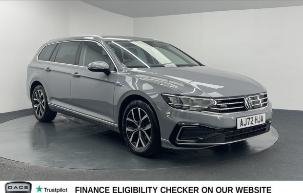 Used 2022 GREY VOLKSWAGEN PASSAT for sale in Manchester