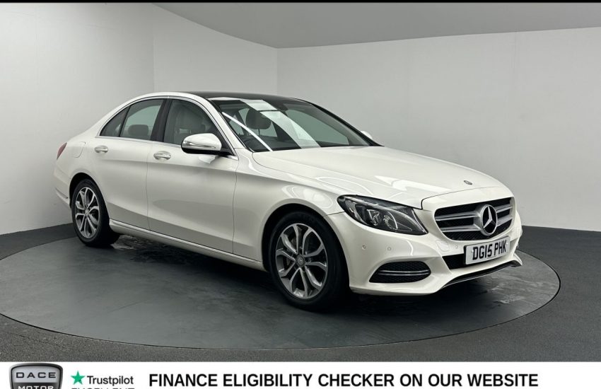 Used 2015 WHITE MERCEDES-BENZ C-CLASS for sale in Manchester