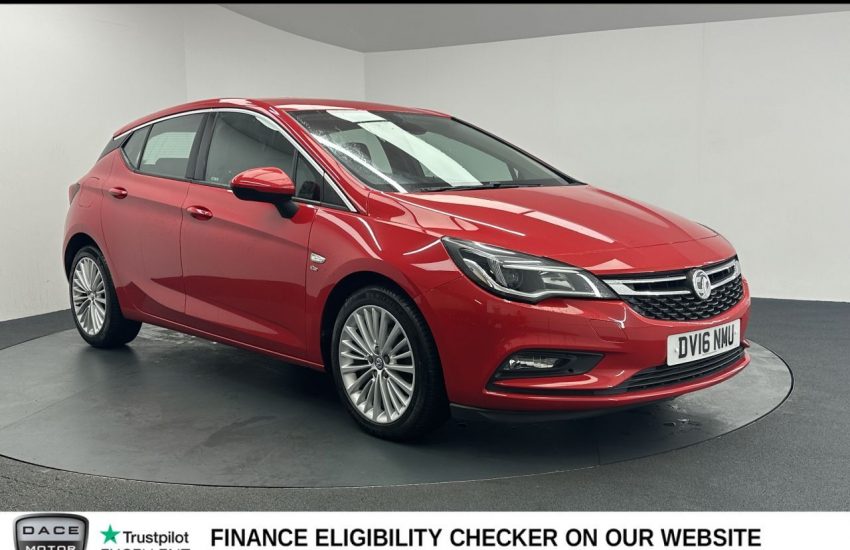 Used 2016 RED VAUXHALL ASTRA for sale in Manchester